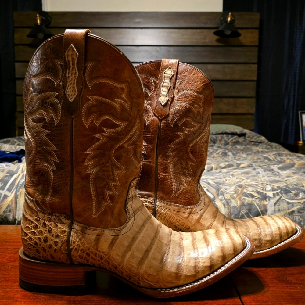 CODY JAMES MEN'S CAIMAN BELLY WESTERN BOOTS - BROAD SQUARE TOE